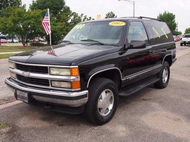 Photo of 1997 Chevrolet Tahoe