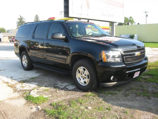 Photo of 2008 Chevrolet Suburban