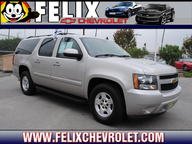 Photo of 2007 Chevrolet Suburban
