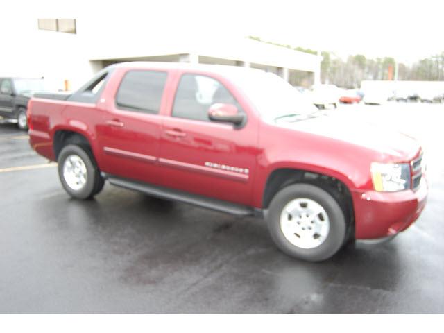 Photo of 2008 Chevrolet Avalanche
