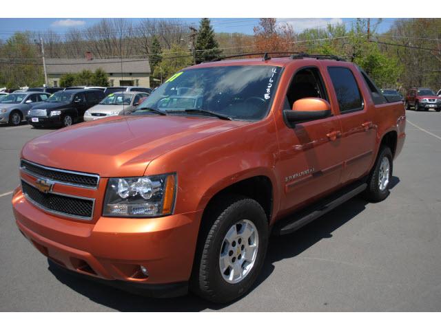 Photo of 2007 Chevrolet Avalanche
