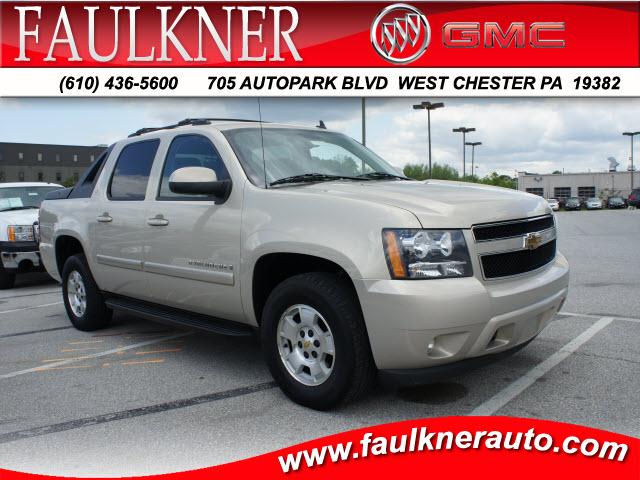 Photo of 2008 Chevrolet Avalanche
