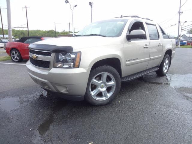 Photo of 2007 Chevrolet Avalanche
