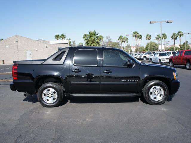 Photo of 2008 Chevrolet Avalanche