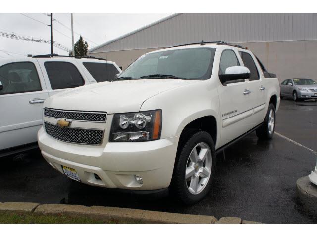 Photo of 2008 Chevrolet Avalanche