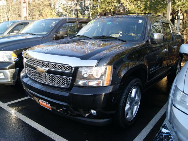 Photo of 2008 Chevrolet Avalanche