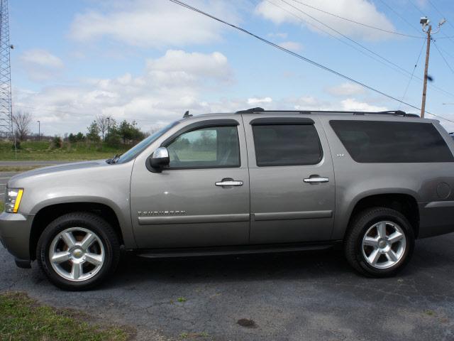 Photo of 2007 Chevrolet Suburban