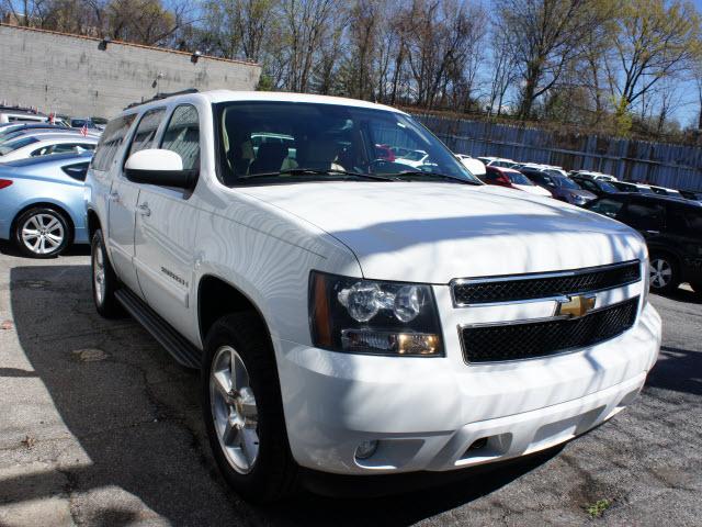 Photo of 2007 Chevrolet Suburban