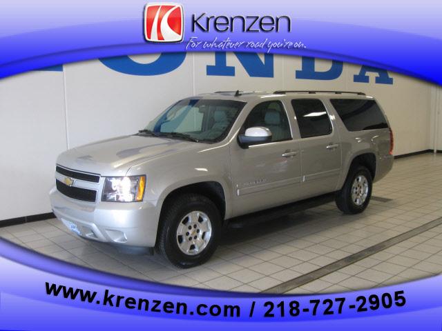 Photo of 2008 Chevrolet Suburban
