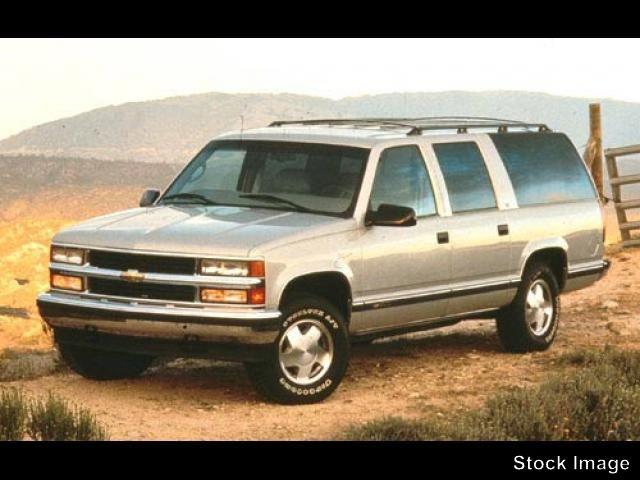 Photo of 1998 Chevrolet Suburban