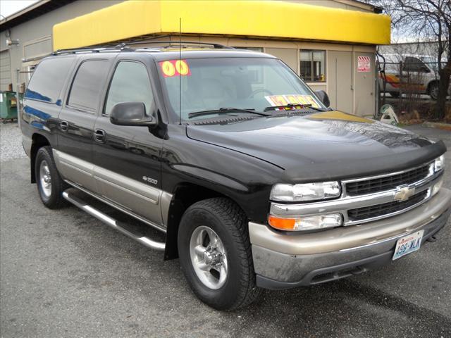 Photo of 2000 Chevrolet Suburban