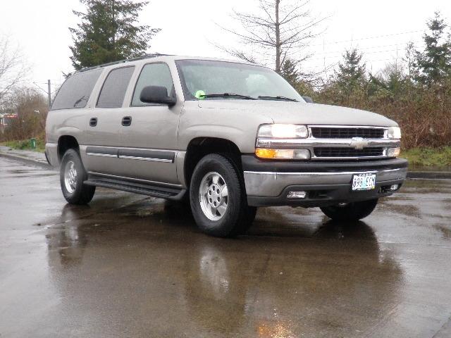 Photo of 2002 Chevrolet Suburban