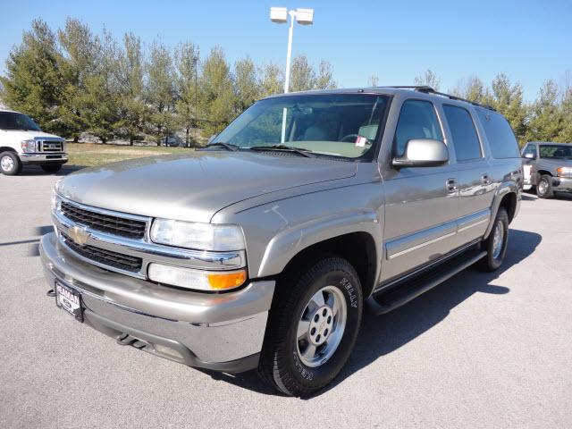 Photo of 2001 Chevrolet Suburban 1500