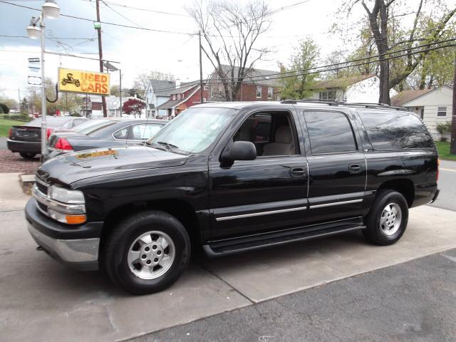 Photo of 2001 Chevrolet Suburban