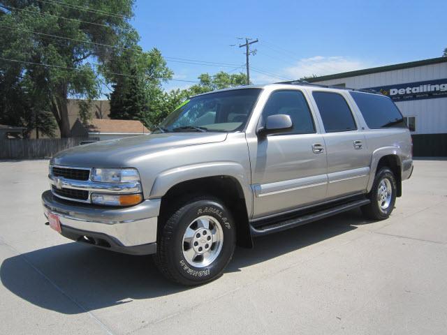 Photo of 2003 Chevrolet Suburban