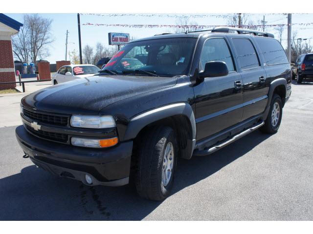 Photo of 2002 Chevrolet Suburban