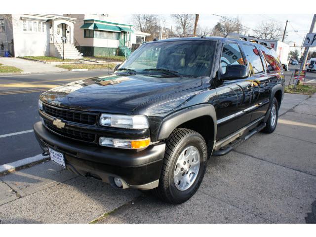 Photo of 2005 Chevrolet Suburban