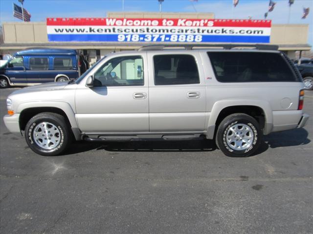 Photo of 2005 Chevrolet Suburban