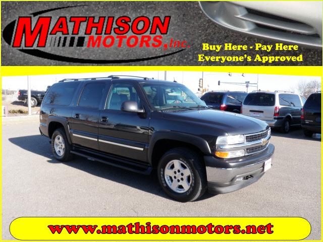Photo of 2005 Chevrolet Suburban