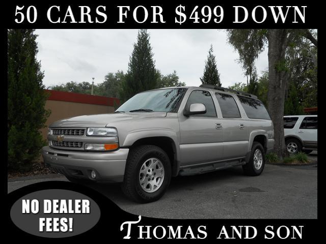 Photo of 2004 Chevrolet Suburban