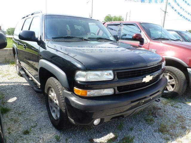 Photo of 2004 Chevrolet Suburban