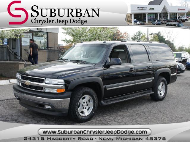 Photo of 2005 Chevrolet Suburban