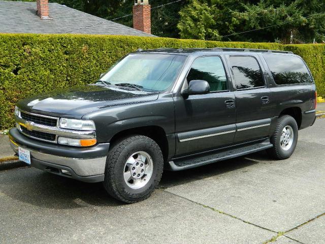 Photo of 2003 Chevrolet Suburban