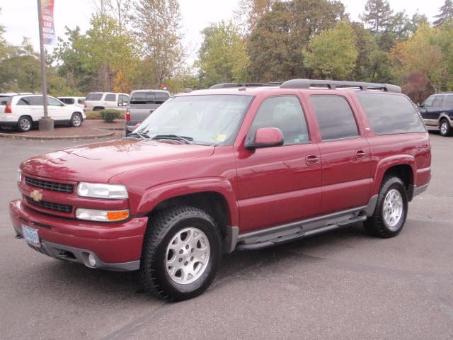 Photo of 2005 Chevrolet Suburban
