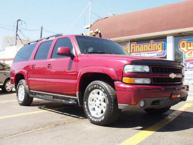 Photo of 2005 Chevrolet Suburban