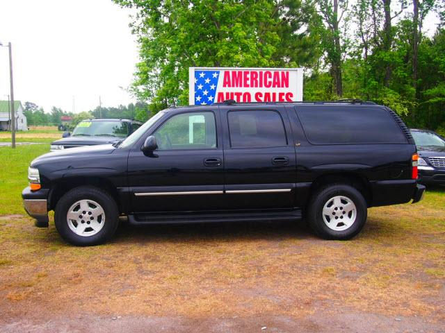 Photo of 2005 Chevrolet Suburban