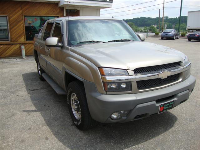 Photo of 2002 Chevrolet Avalanche