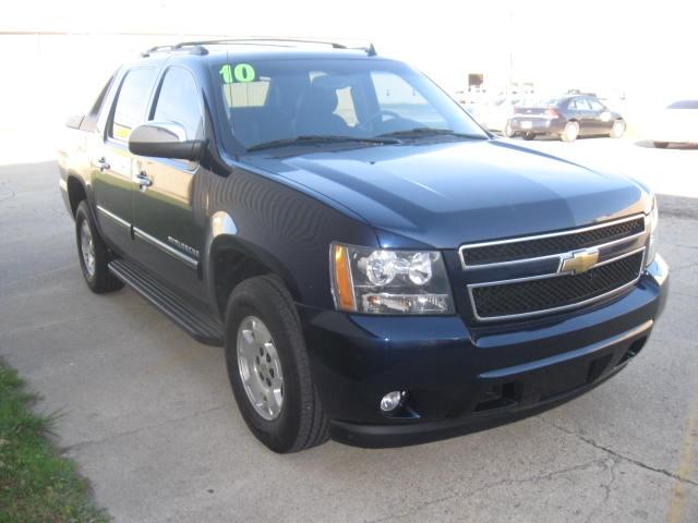 Photo of 2010 Chevrolet Avalanche