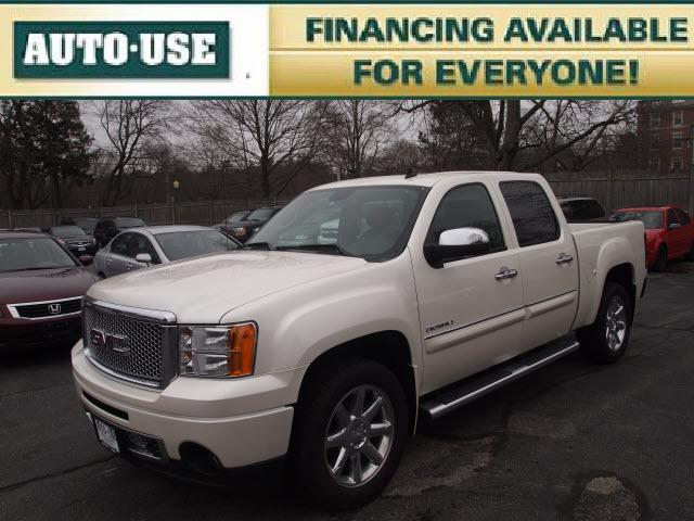 Photo of 2011 GMC Sierra 1500
