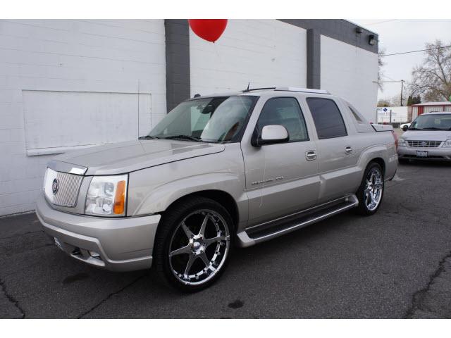 Photo of 2004 Cadillac Escalade EXT