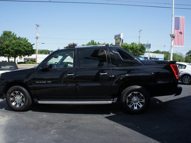 Photo of 2003 Cadillac Escalade EXT