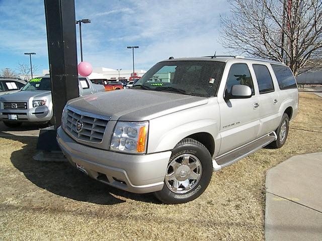 Photo of 2004 Cadillac Escalade