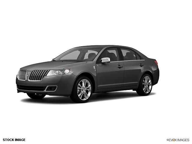 Photo of 2011 Lincoln MKZ