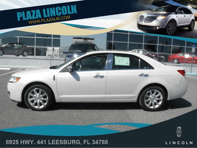 Photo of 2010 Lincoln MKZ