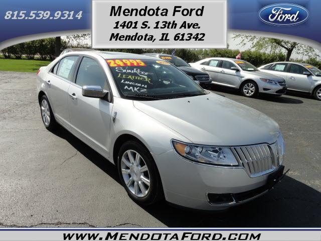 Photo of 2010 Lincoln MKZ