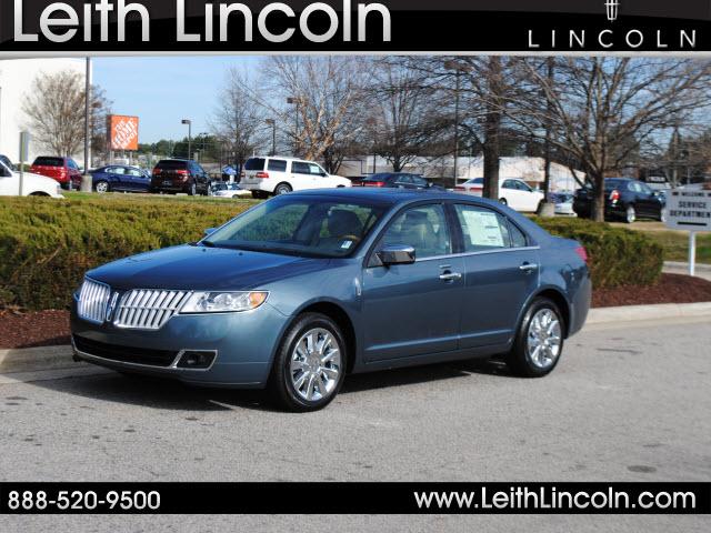 Photo of 2012 Lincoln MKZ