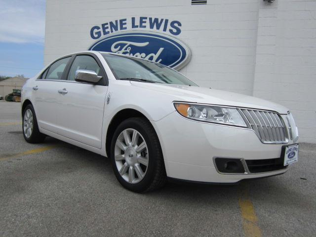 Photo of 2010 Lincoln MKZ