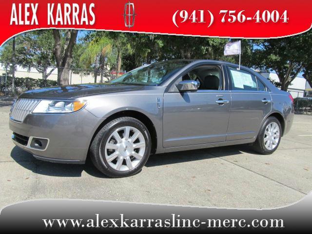 Photo of 2010 Lincoln MKZ