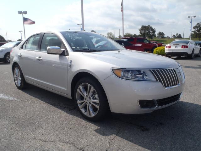 Photo of 2012 Lincoln MKZ