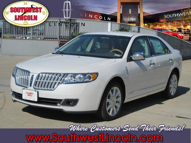 Photo of 2012 Lincoln MKZ