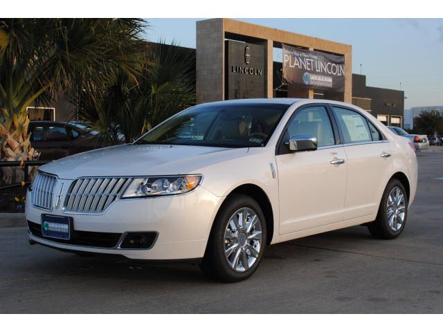 Photo of 2012 Lincoln MKZ