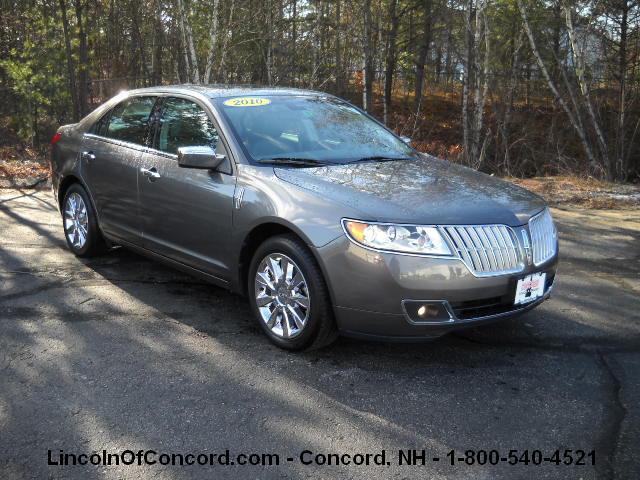 Photo of 2010 Lincoln MKZ