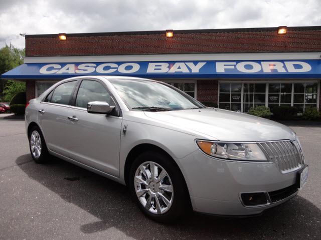 Photo of 2010 Lincoln MKZ