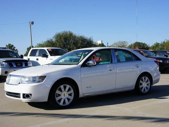 Photo of 2009 Lincoln MKZ