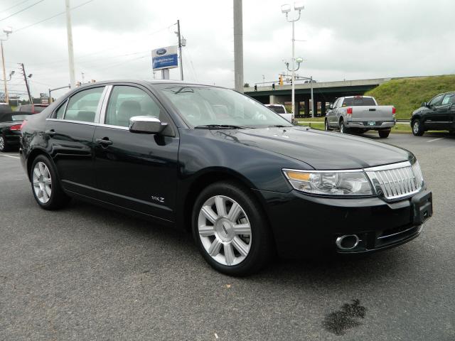 Photo of 2009 Lincoln MKZ