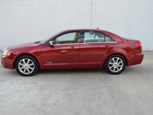 Photo of 2009 Lincoln MKZ
